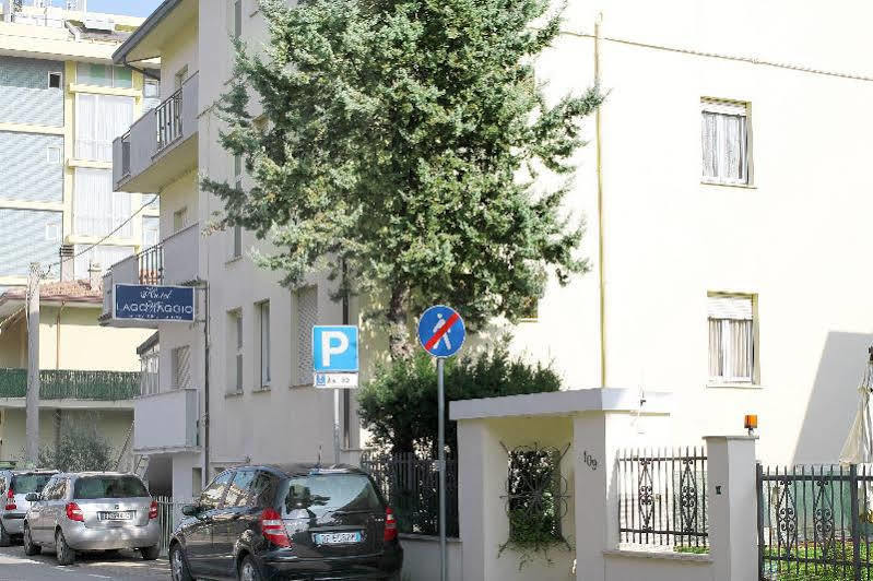 Hotel Lagomaggio Rimini Exterior photo